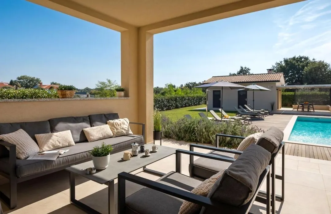 Villa Amoroso By Villas Holiday-1