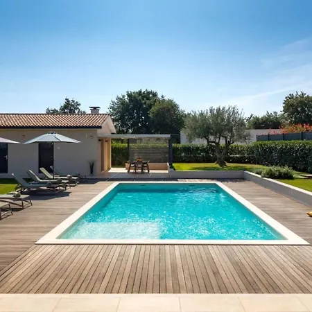 Villa Amoroso By Villas Holiday-2